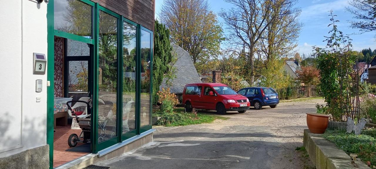 Familienfreundliche Ferienwohnung Erzgebirge Schneeberg  Exterior foto
