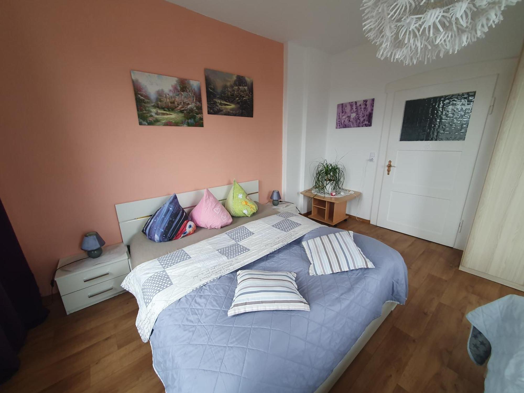 Familienfreundliche Ferienwohnung Erzgebirge Schneeberg  Exterior foto